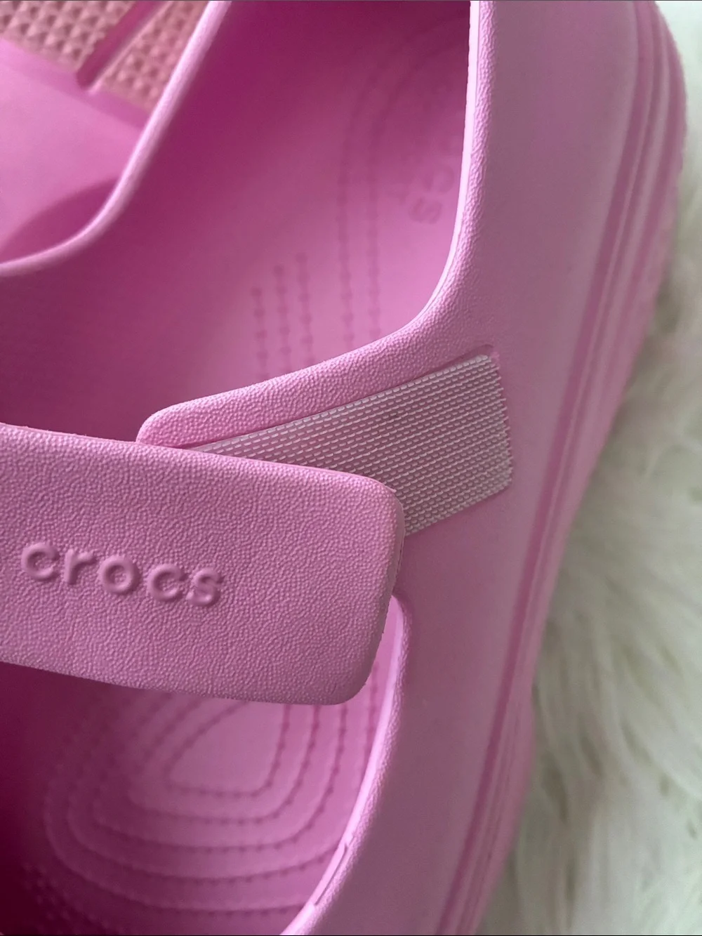 CROCS Mary Jane Platforms bubble gum Pink
